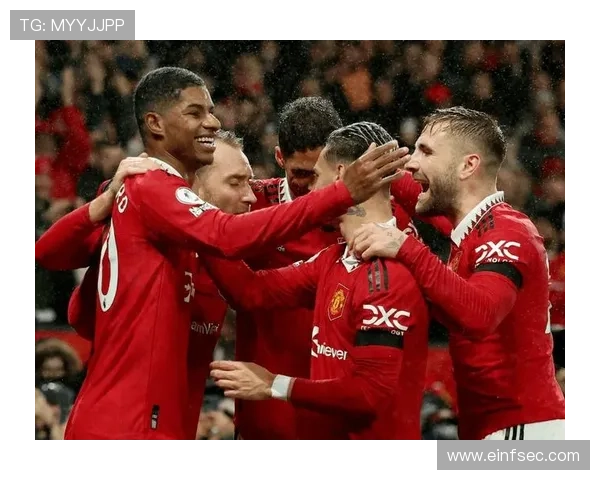 聚焦英超焦点，曼联与埃弗顿的激烈交锋